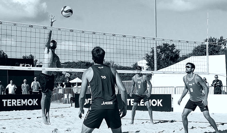 Efeler and the End-of-Set Syndrome: When Romania Taught Turkey a Lesson About Limits Efeler and the End-of-Set Syndrome: When Romania Taught Turkey a Lesson About Limits