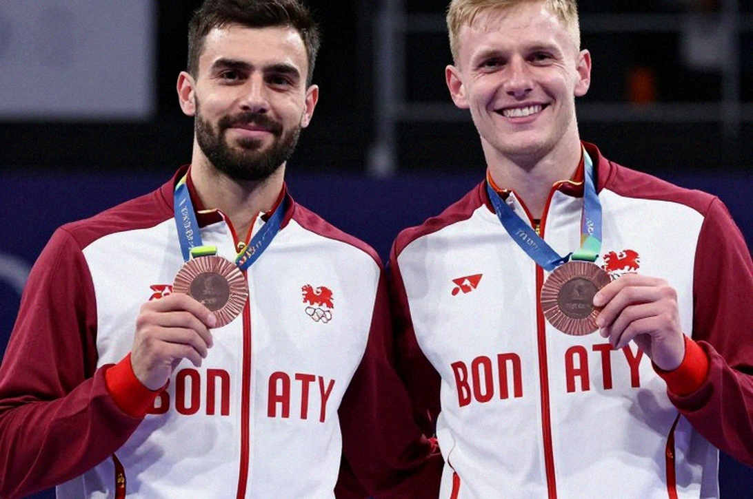Blank Cells in the Spreadsheet: Data Discipline and How We Analyze Southeast Asian Badminton Blank Cells in the Spreadsheet: Data Discipline and How We Analyze Southeast Asian Badminton