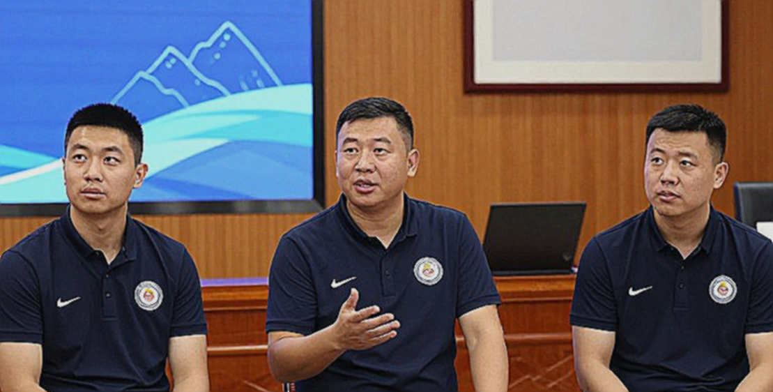 Việt Nam – Philippines: Hai mô hình nhập tịch và một suất vào chung kết
