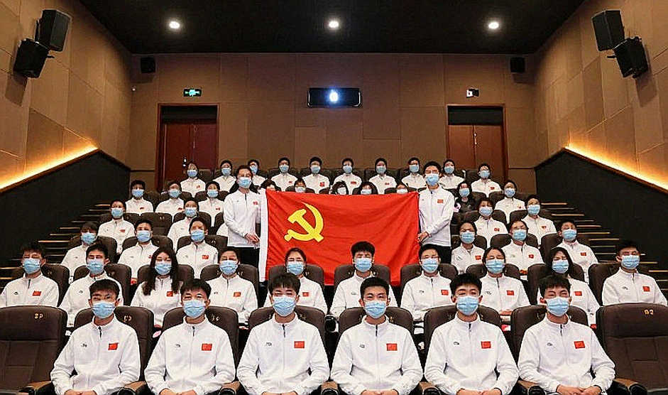 Kunlavut Vitidsarn và chung kết Asian Games 2026: Khi lối đánh kiểm soát bẻ gãy tốc độ của Loh Kean Yew