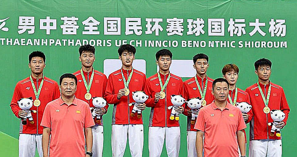 Satwik-Chirag làm nên lịch sử: Chiếc cúp China Masters đầu tiên cho Ấn Độ Satwik-Chirag làm nên lịch sử: Chiếc cúp China Masters đầu tiên cho Ấn Độ