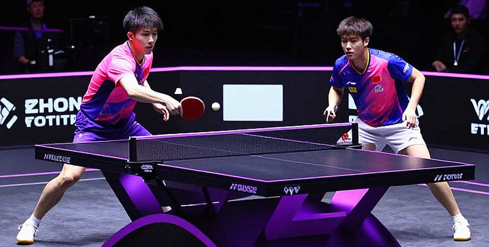 Alwi Farhan tập cùng Kento Momota: bài học trước ngưỡng cửa Asian Games 2026