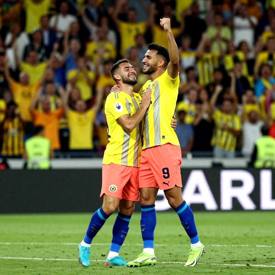 Bologna mất Holm dài hạn: Canh bạc Darmian và luật chơi phòng ngừa của thị trường chuyển nhượng Serie A Bologna mất Holm dài hạn: Canh bạc Darmian và luật chơi phòng ngừa của thị trường chuyển nhượng Serie A