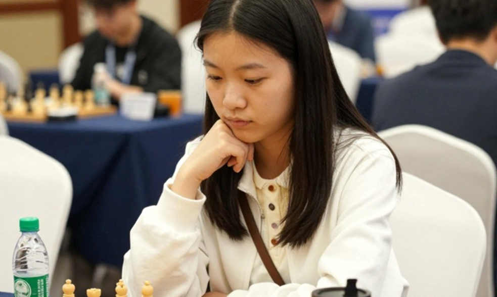 Gukesh vs Sindarov: Who Does Carlsen Back, and the Trap Behind the 'Clear Favourite' Label