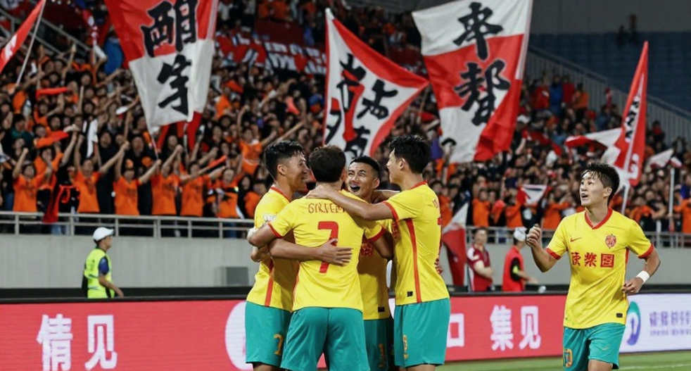 Nước Anh 3-0 Czech: Kane chạm cả ba bàn, và một khoảng trống phía sau chiến thắng