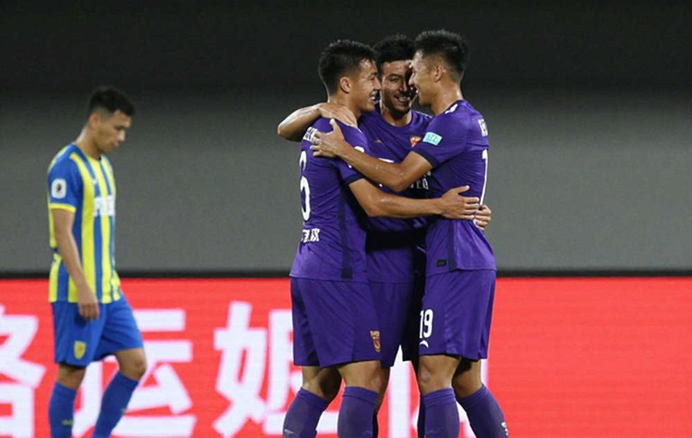 V.League 1: đồng tiền chủ sở hữu, hạn ngạch ngoại binh và cái giá chiến thuật