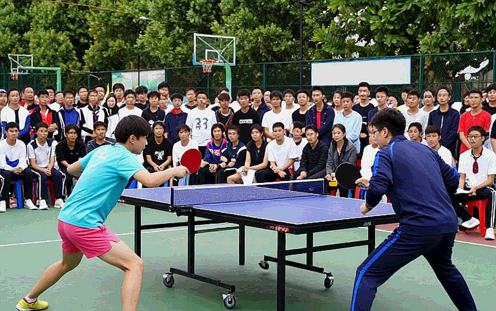 Căn phòng phân tích bật đèn muộn: chín tầng dữ liệu làng esports chưa chịu đọc