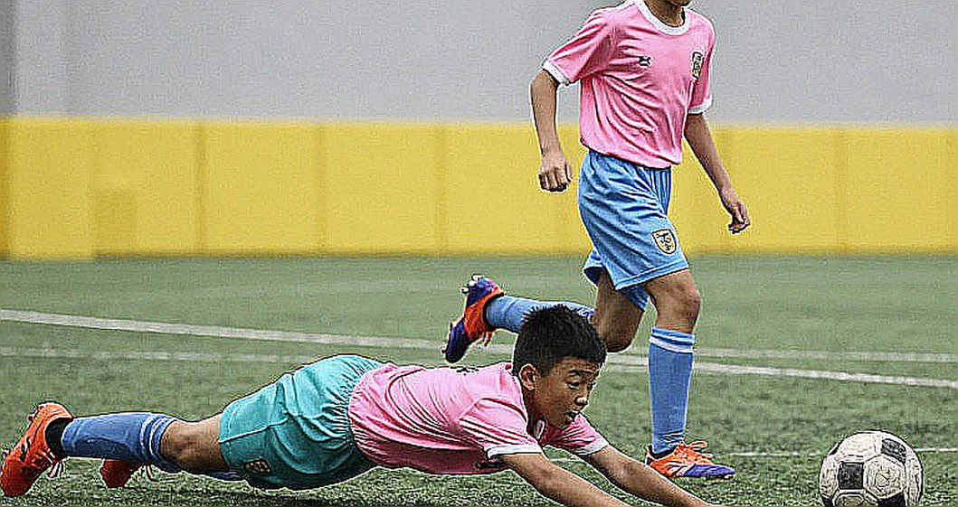Cơn giận dữ của Neymar sau tấm thẻ đỏ dưới 'luật Vinícius Júnior': Phân tích toàn diện về một cuộc khủng hoảng quản trị của bóng đá Brazil