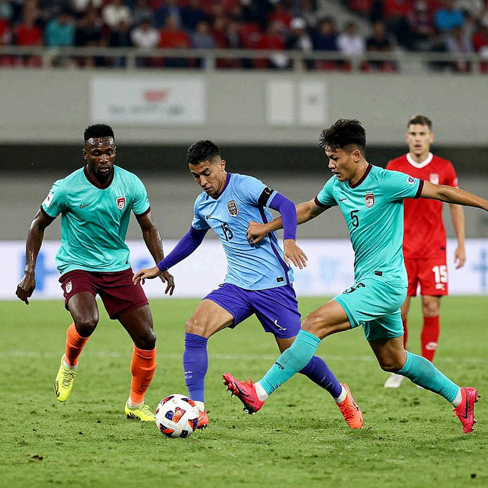 Giải mã một trận bóng: chín chiều kích và kỷ luật của sự không chắc chắn