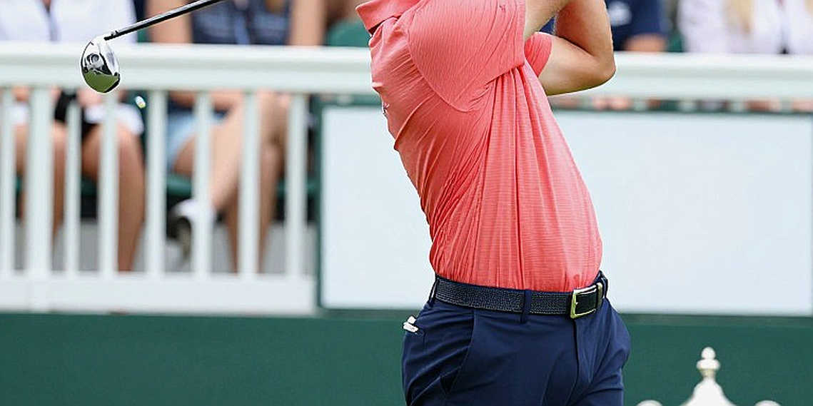 Shane Lowry và chín hố cuối ở Doonbeg: Khi gậy putt giữ nhịp cho một vùng duyên hải Shane Lowry và chín hố cuối ở Doonbeg: Khi gậy putt giữ nhịp cho một vùng duyên hải