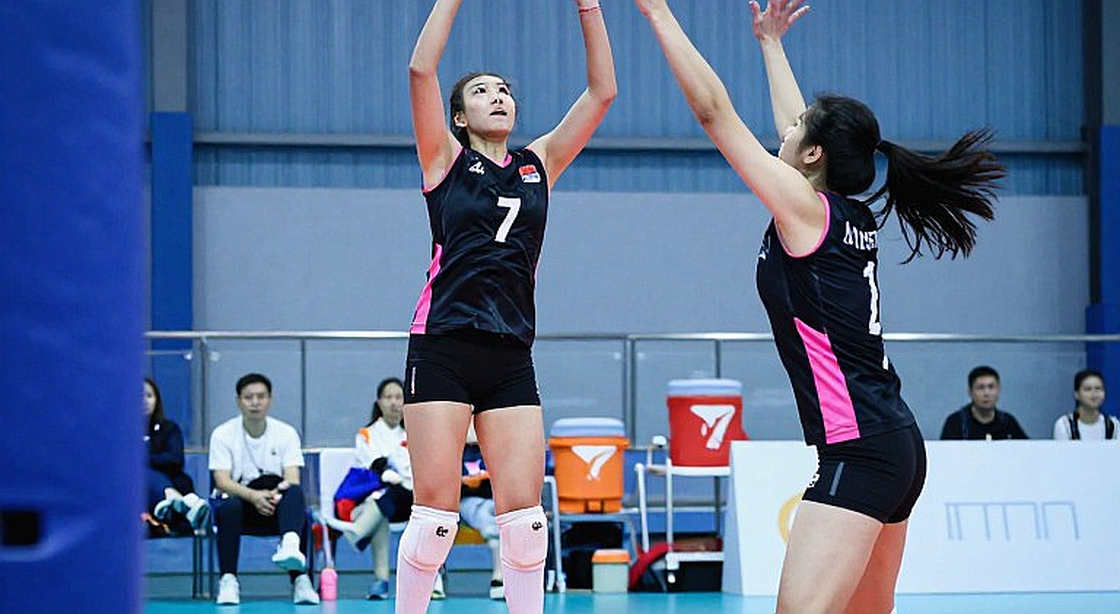 SMU hạ số 2 Pitt: Khối chắn 12,5 điểm và set đấu 38-36 chấm dứt chuỗi 58 trận bất bại trên sân nhà