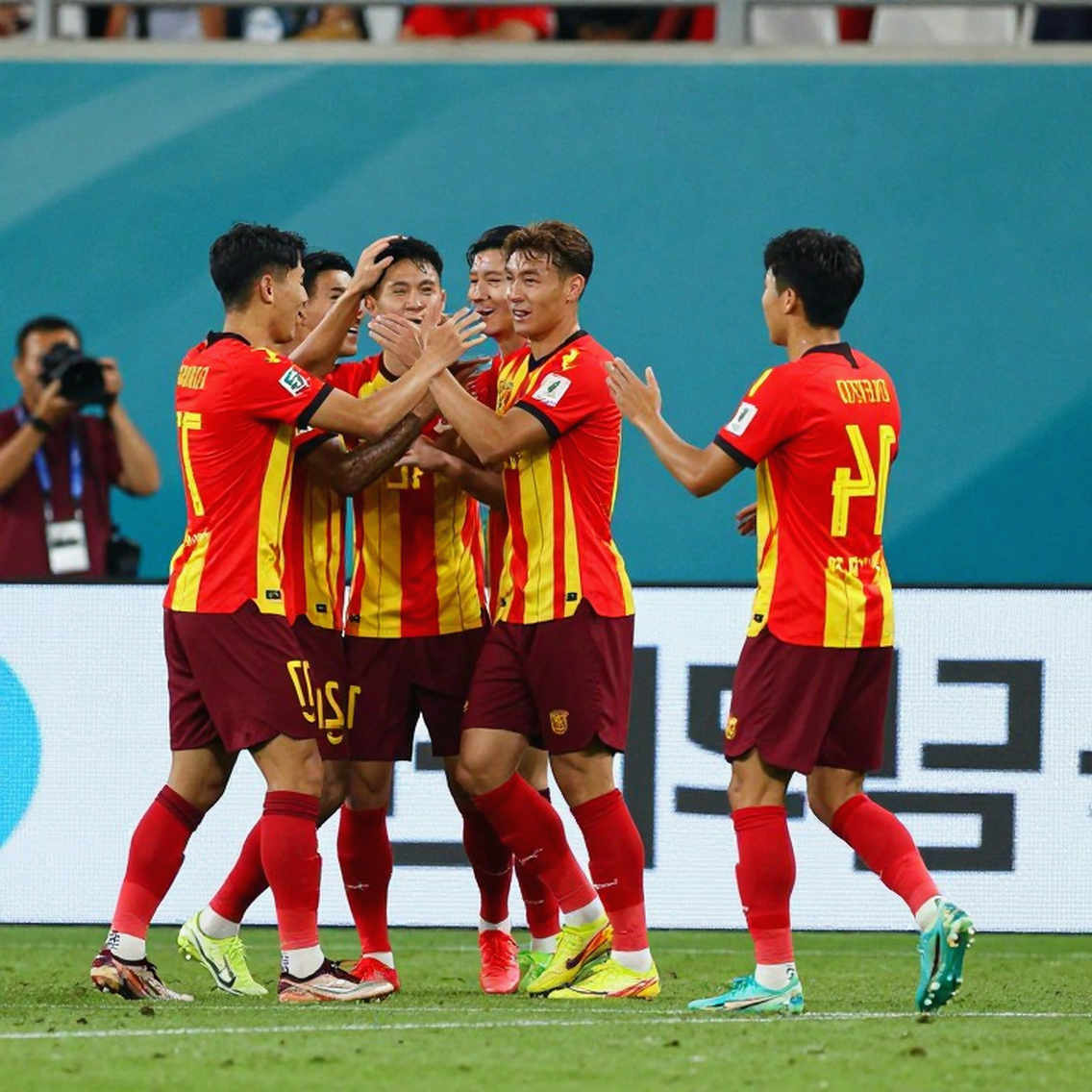 Công An Hà Nội thắng Lion City Sailors 1-0 tại cúp C1 Đông Nam Á: đọc ngược một bản tin không nguồn